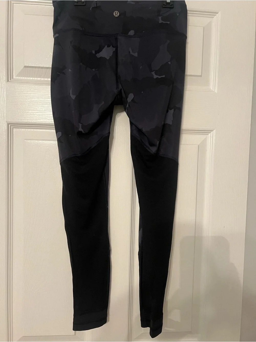 lululemon athletica Black & Dark Gray Camouflage Leggings
